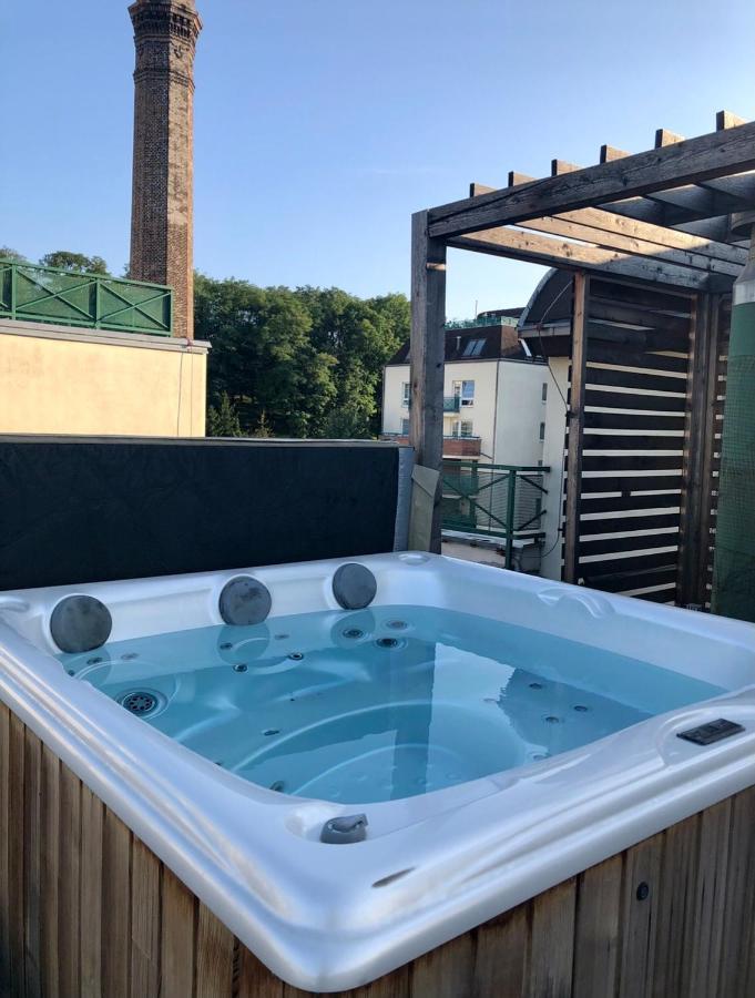Romantic Studio With Jacuzzi 布拉格 外观 照片